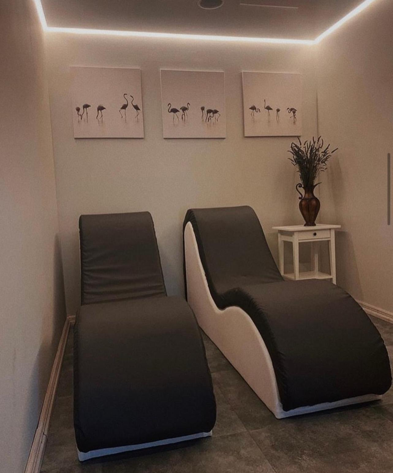Royal Relax Guest House Khorodelets Bagian luar foto